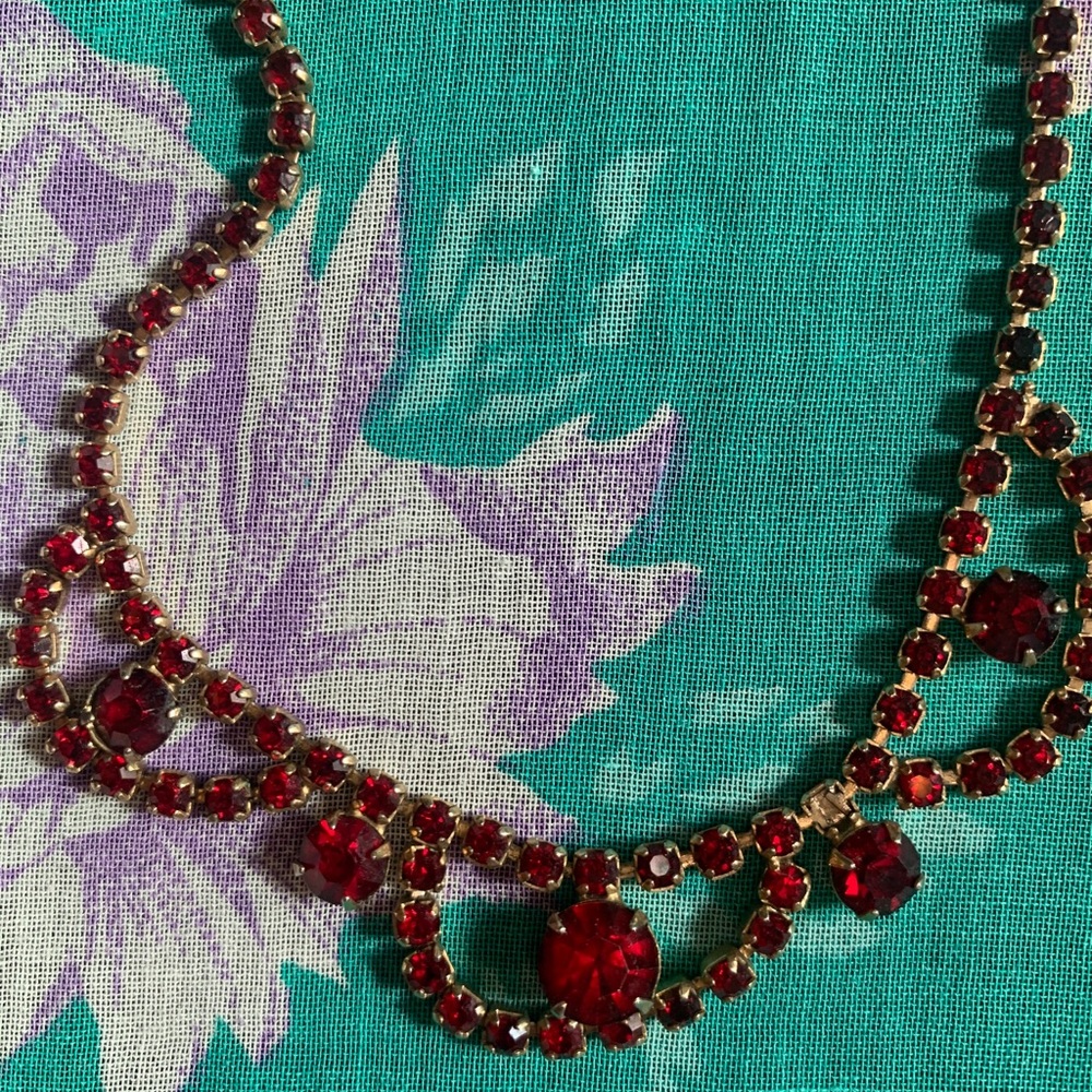 Necklace bundle - Picture 4 of 4